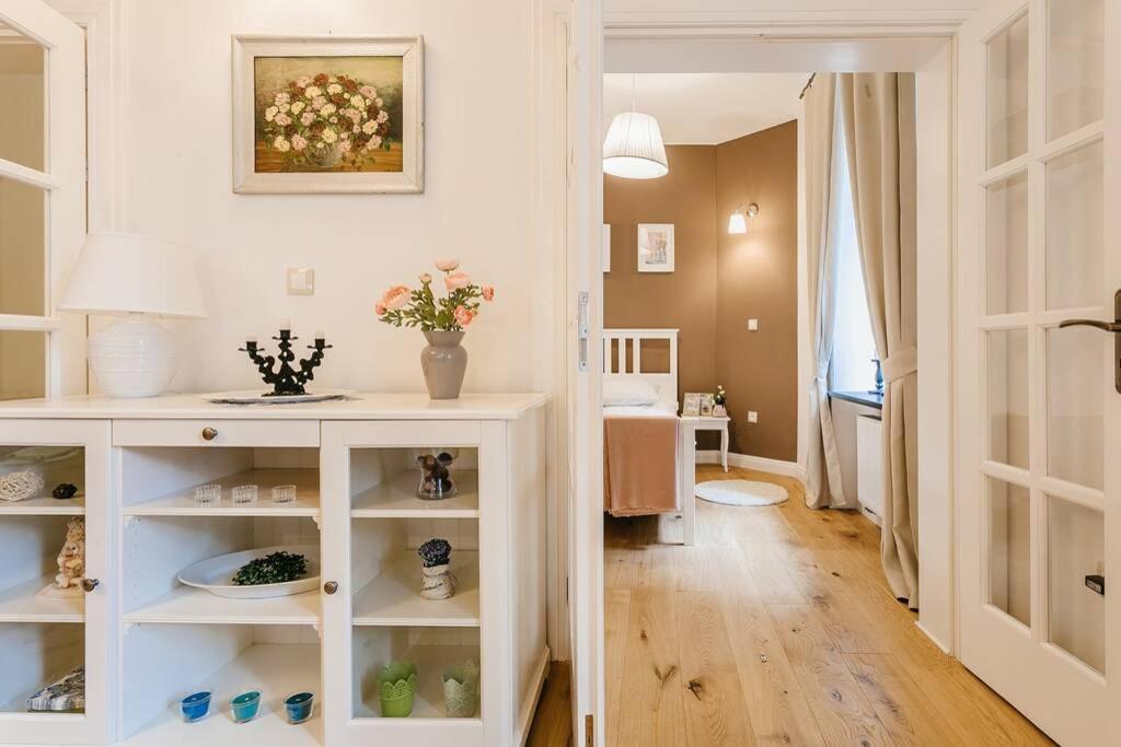 Old Town Apartment DeLux Kraków Buitenkant foto